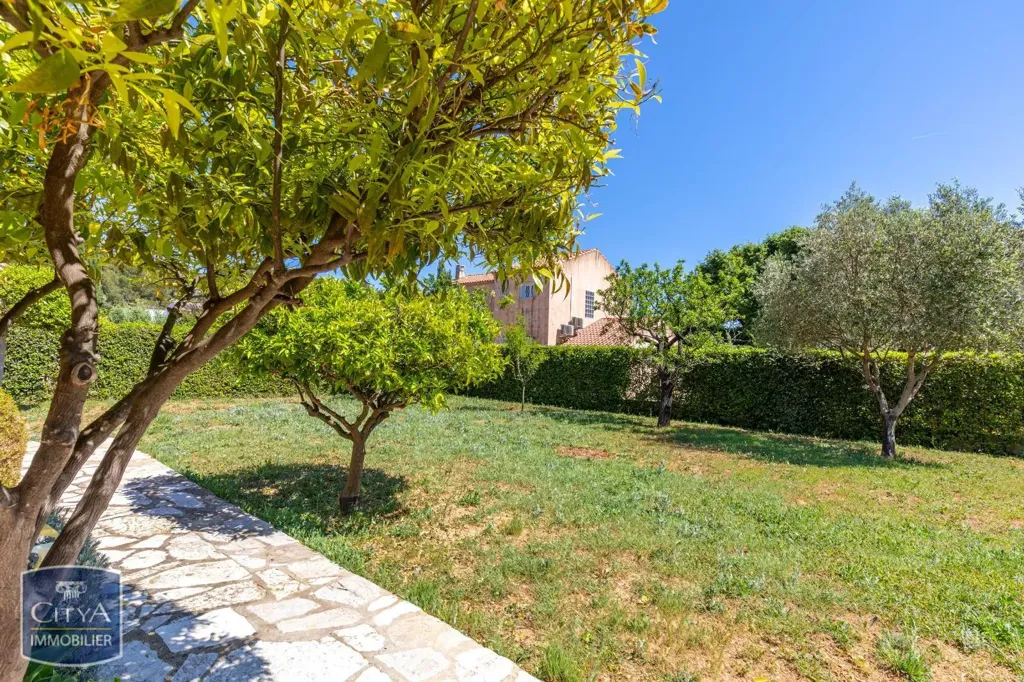 Jardin - Villa Provençale avec Terrasse Sud à Ollioules