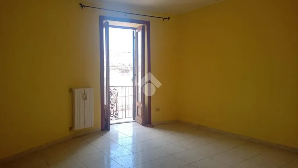 Pièces - Semi-detached House with Attic in Montefalcione