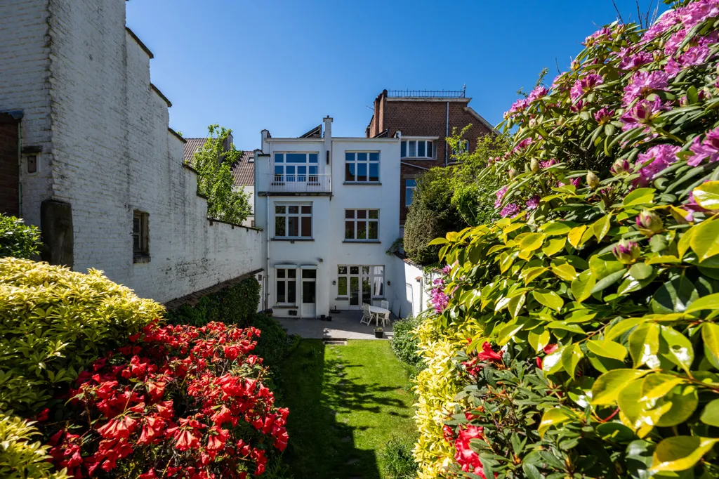 Jardin - Maison de Maître avec Jardin dans le Quartier des Fleurs à Schaerbeek