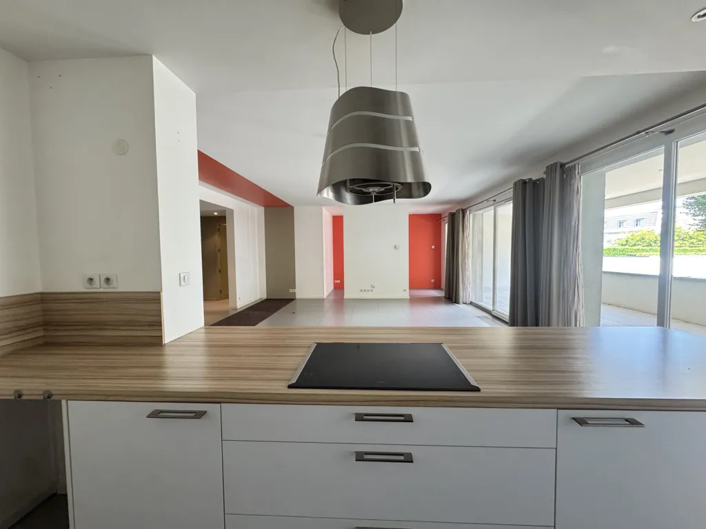Kitchen - Luxury Apartment with Terrace in Pfastatt