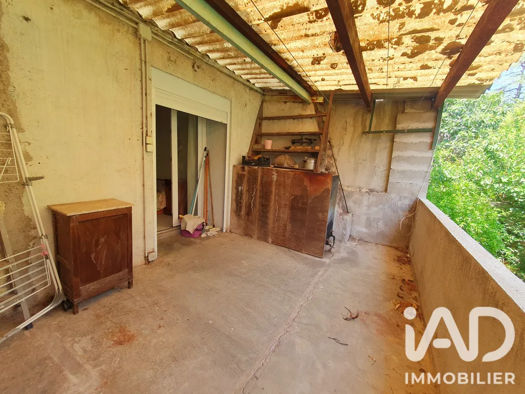 Balcon - Appartement en Rez-de-Chaussée avec Terrasse à La Tour-sur-Orb