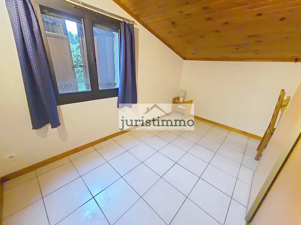 Rooms - Two-Home Property with Panoramic Pool in Uchaux
