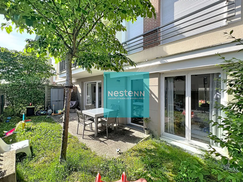 Aed - 3-Bed Flat with Private Garden in Franconville