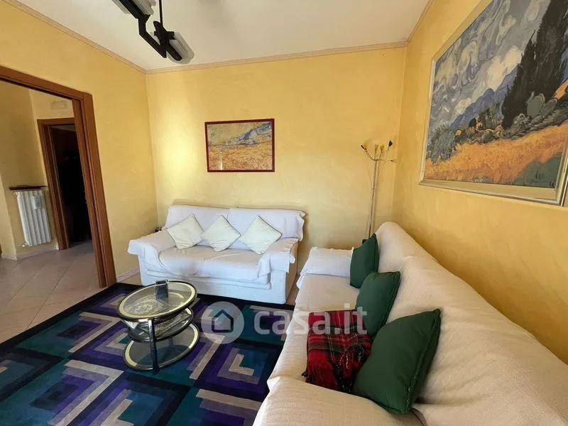 Elutuba - Rearranged Apartment with Balcony in Tito