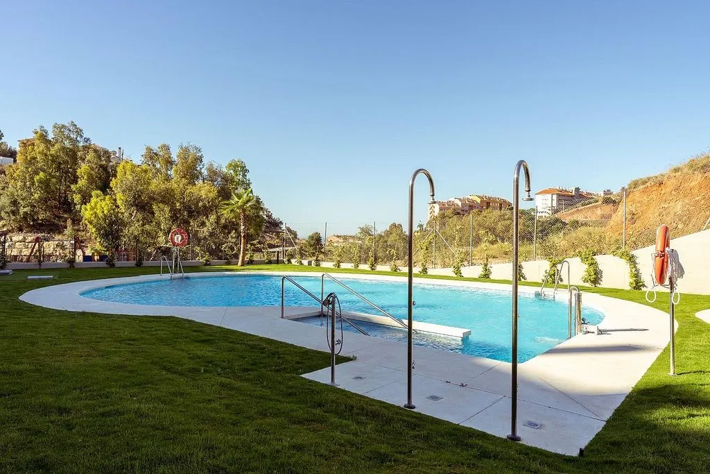 Piscine - 2-Bedroom Apartment with Pools in Torreblanca