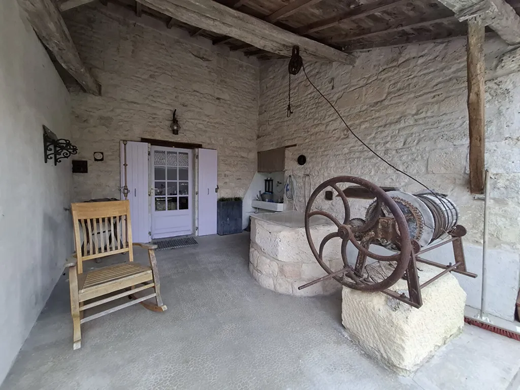 Pesuköök - Historic Templar Commandery with Longère in Quiet Setting
