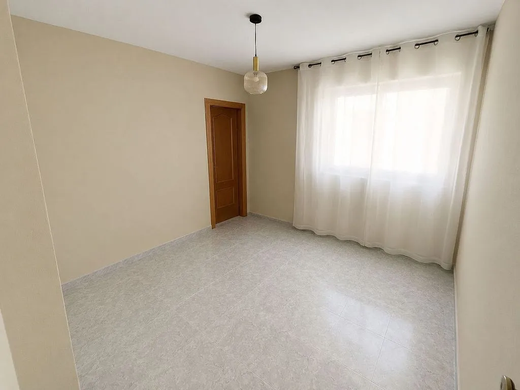 Toad - Apartment with Terrace in Valdefierro