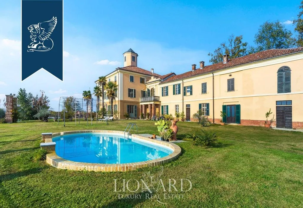 Piscine - 17th-Century Castle with Pool in Monferrato