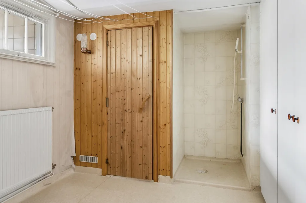 Bagni - Charming House with Historic Features in Old Town, Köping