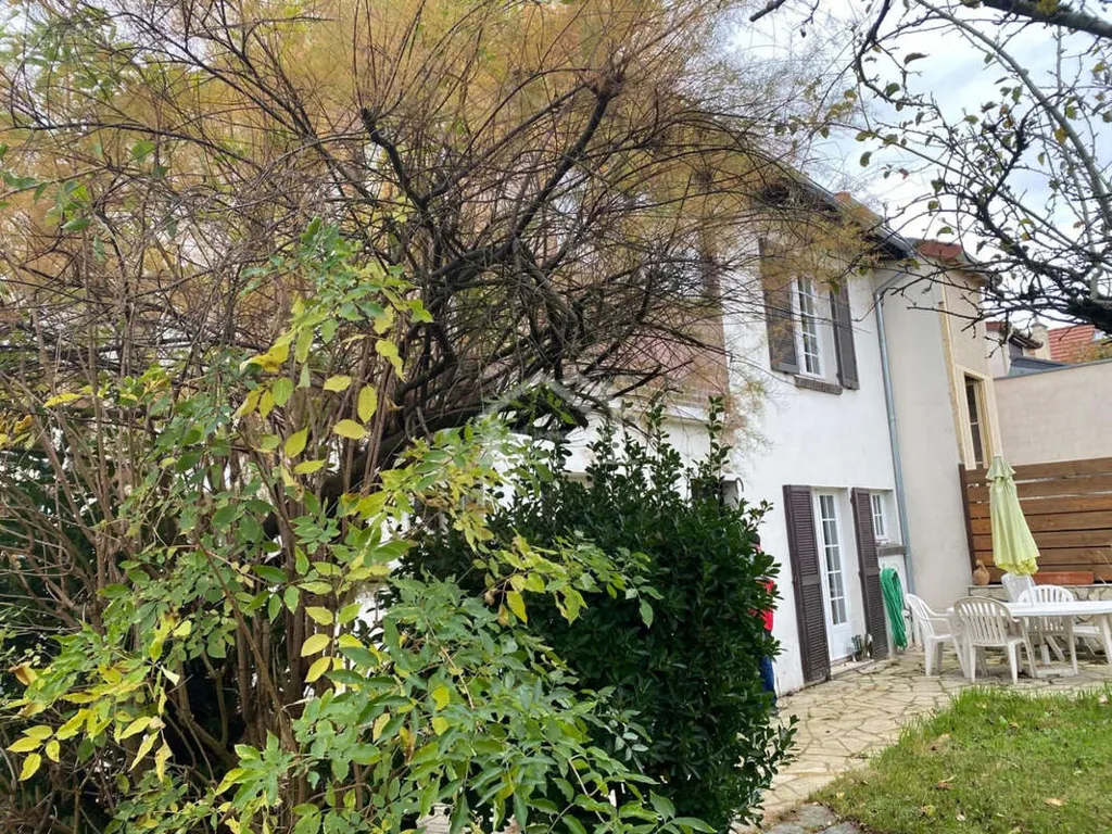 Jardin - Maison Familiale avec Jardin à Antony