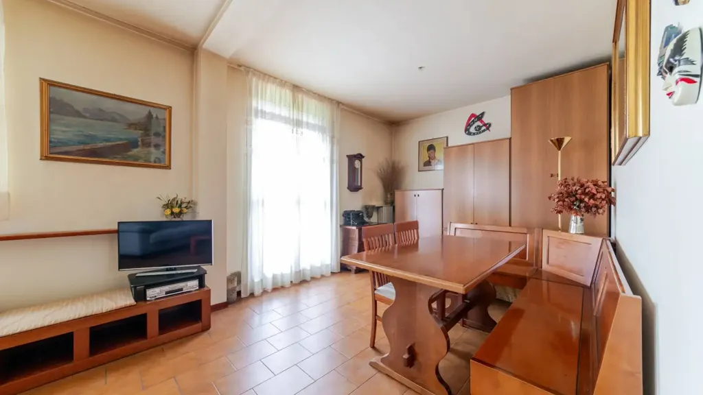 Salle à manger - 4-Bedroom Apartment with Terrazzo in Milan