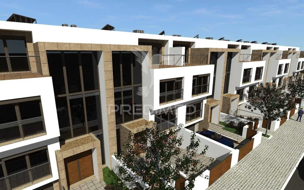 Approved Construction Plot with Garden in Sarrilhos Grandes