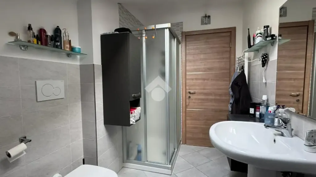Vannitoad - 5-Bedroom Apartment with Terrace in Rivalta di Torino