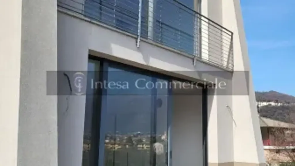 Extérieur - Panoramic Villa with Large Windows in Collebeato