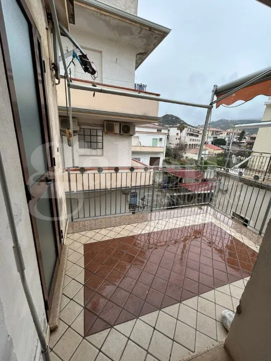 Balcon - Seafront Apartment with Balcony in Diamante