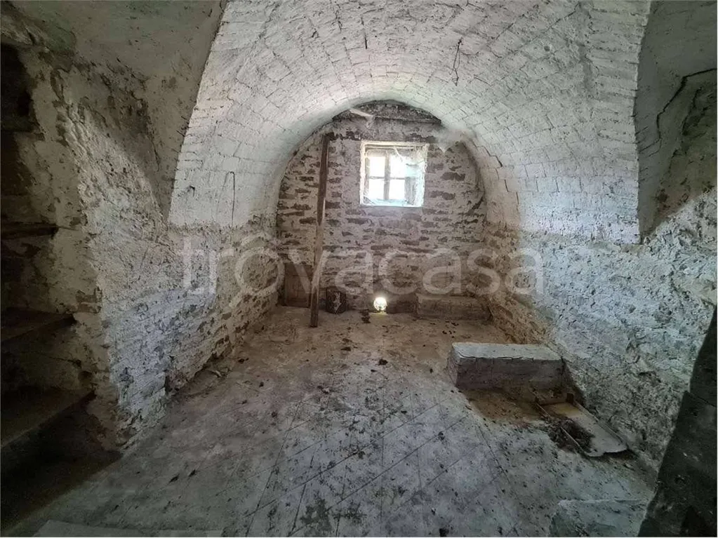 Pièces - Rustic Farmhouse with Pool in Paroldo