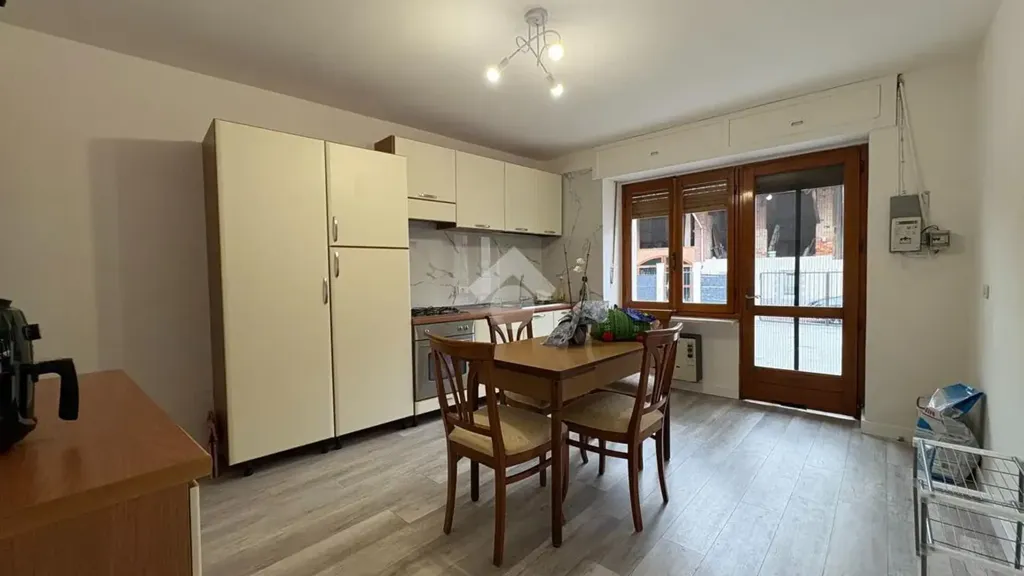 Söögituba - Semi-Independent House with Private Courtyard in Caravino
