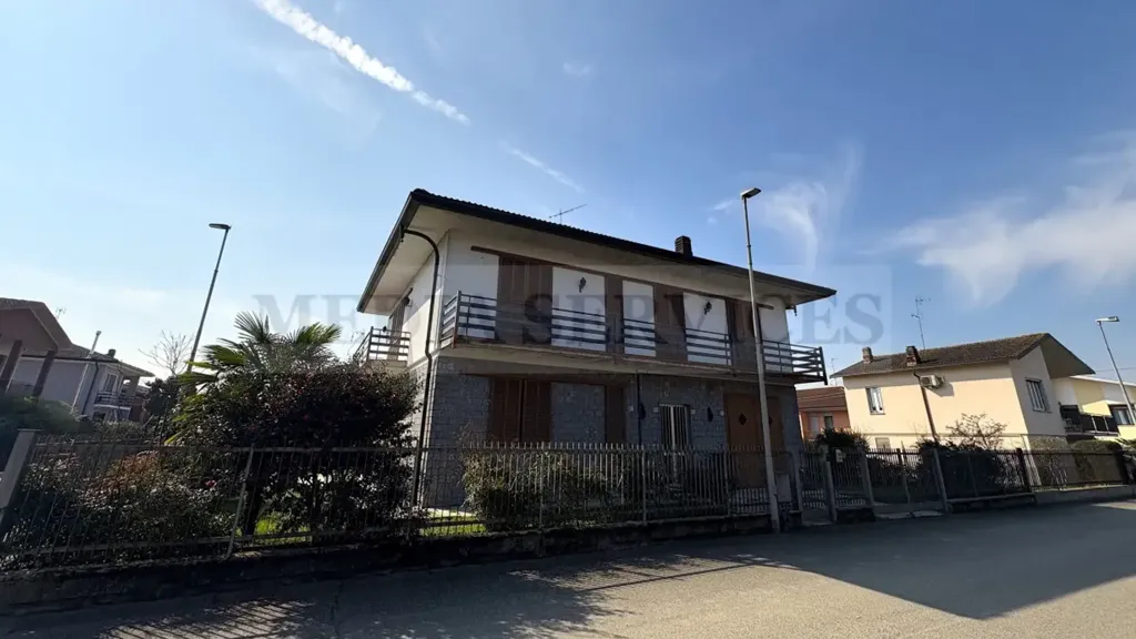 Exterior - Villa with Garden in Garlasco