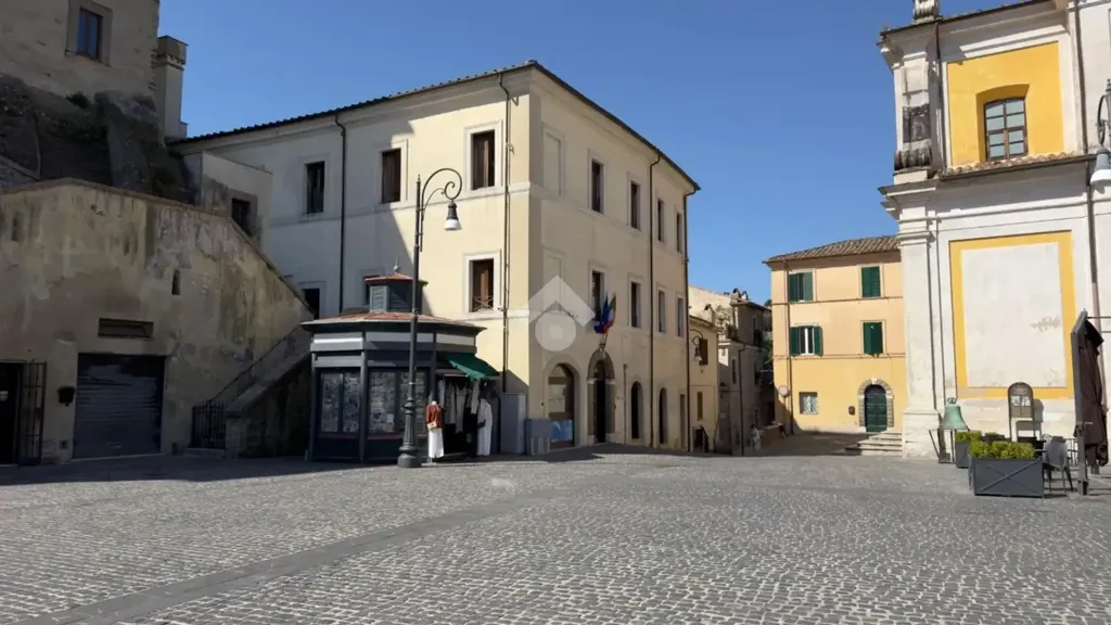 Bright Studio with Potential for Conversion in Castelnuovo di Porto