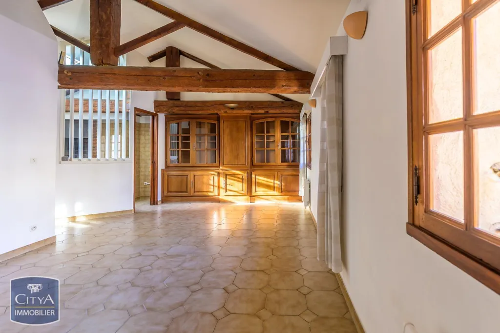 Pièces - Appartement T2 en Centre-Ville de Carpentras