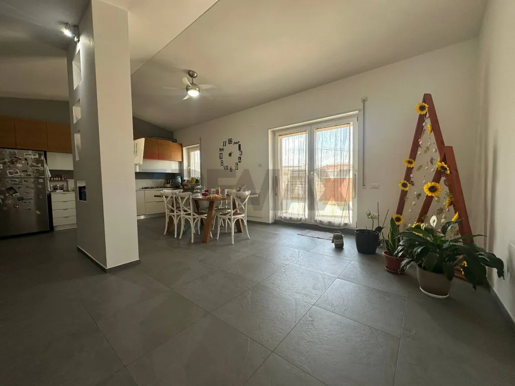 Salle à manger - Modern Apartment with Panoramic Terrace in Matera