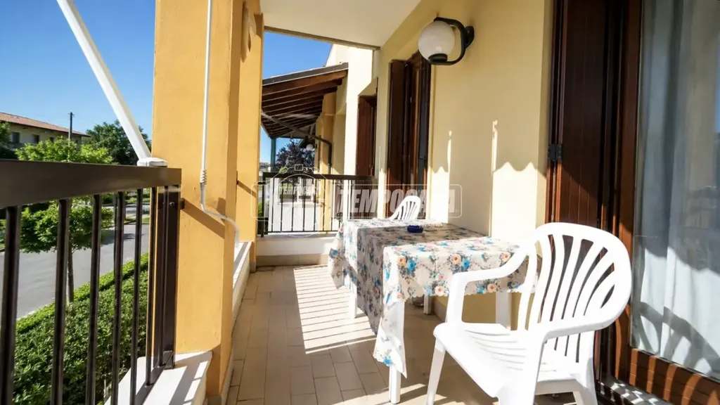 Balcon - Bright Triplex with Balcony in Lugana, Sirmione