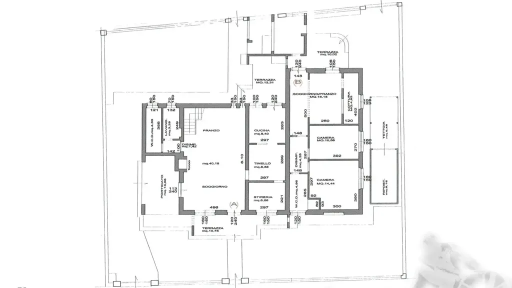 Plan - Luxury Villa with Courtyard in Forte dei Marmi