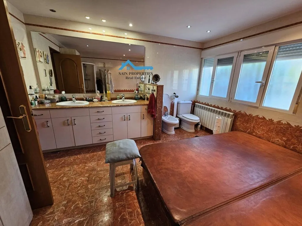 Vannitoad - Luxury Villa with Pool in Colonia Escandinavia