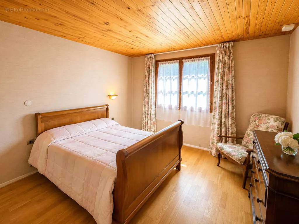 Camere da letto - House with Large Garden in Bozel