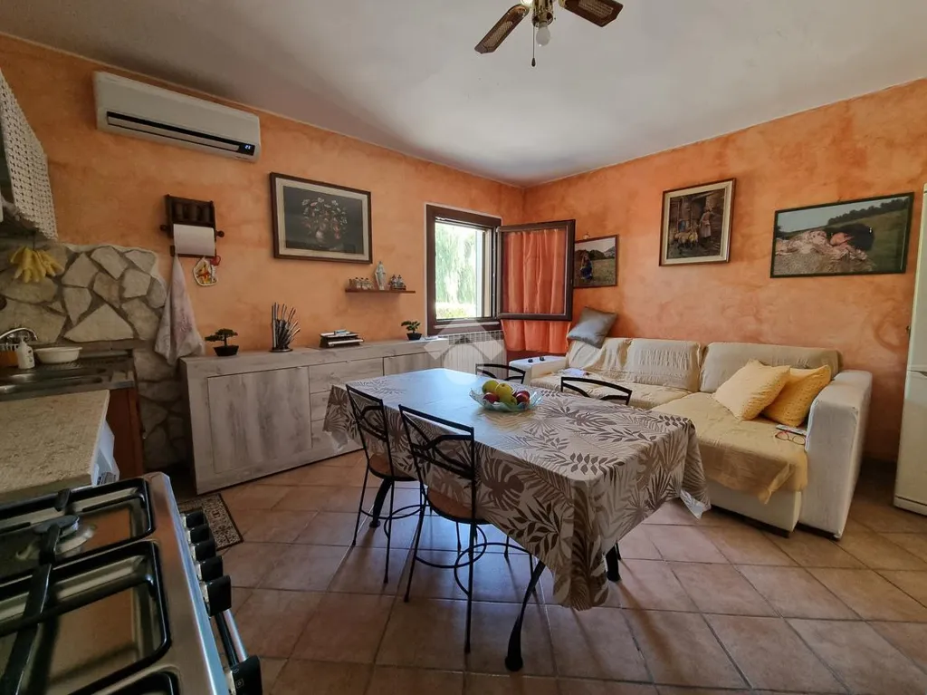 Söögituba - Restored Villa with Multiple Apartments in Borgo Virgilio