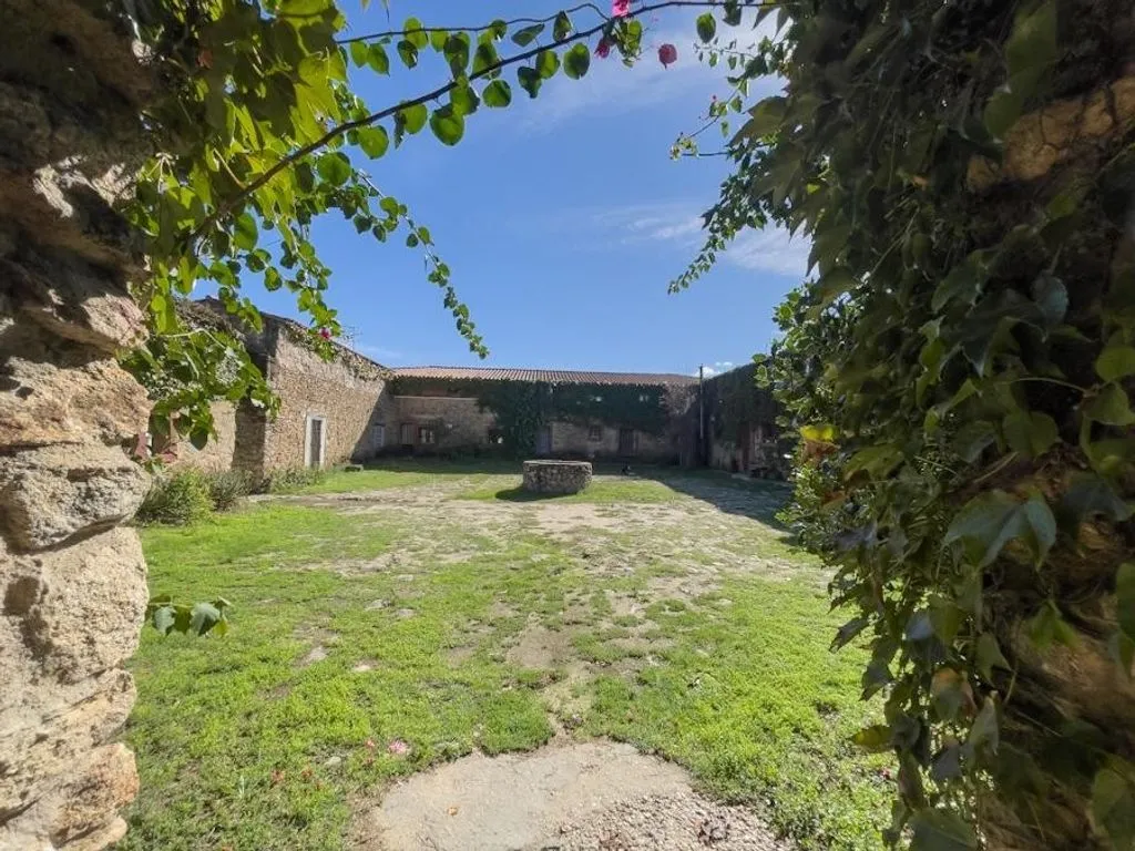 Aed - Luxury Farmhouse with Pool in Casar de Cáceres
