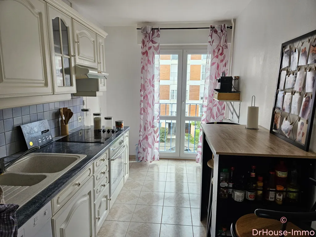 Köök - Bright Flat with Two Bedrooms in St André