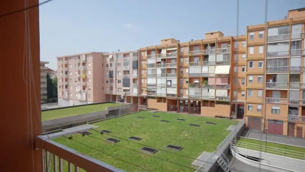 Balcon - Trilocale with Balcony in Biella