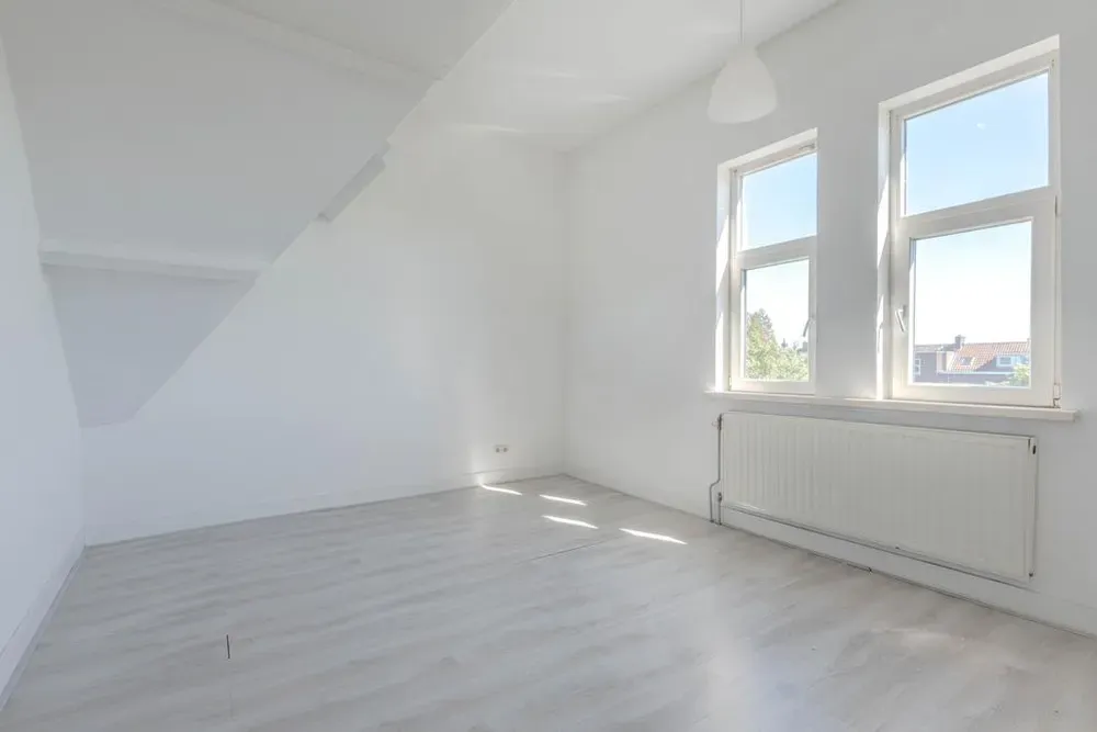 Pièces - Characterful Maisonette with Balcony in Rotterdam