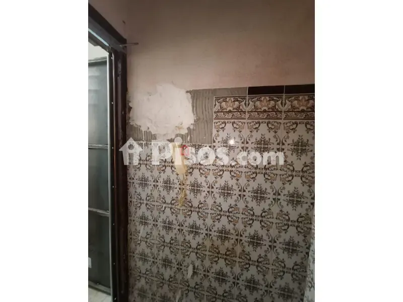Bathrooms - Apartment with Renovation Potential in Onda