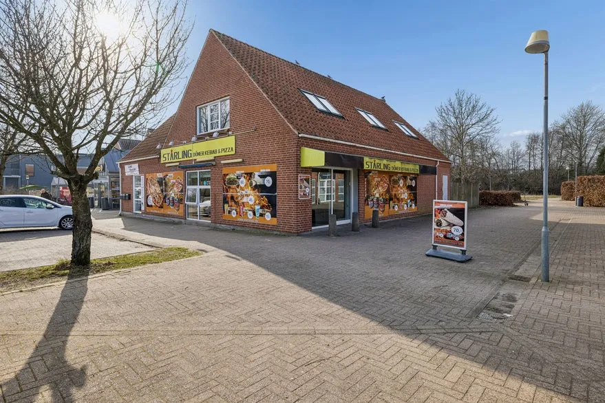 Välivaade - Mixed-Use Property in Odense SØ
