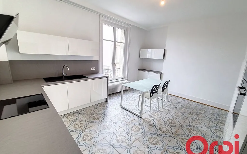 Cuisine - Appartement Duplex Rénové à Nancy