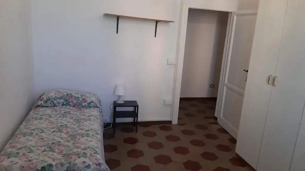 Chambres - Student Apartment with Garden in Pisa