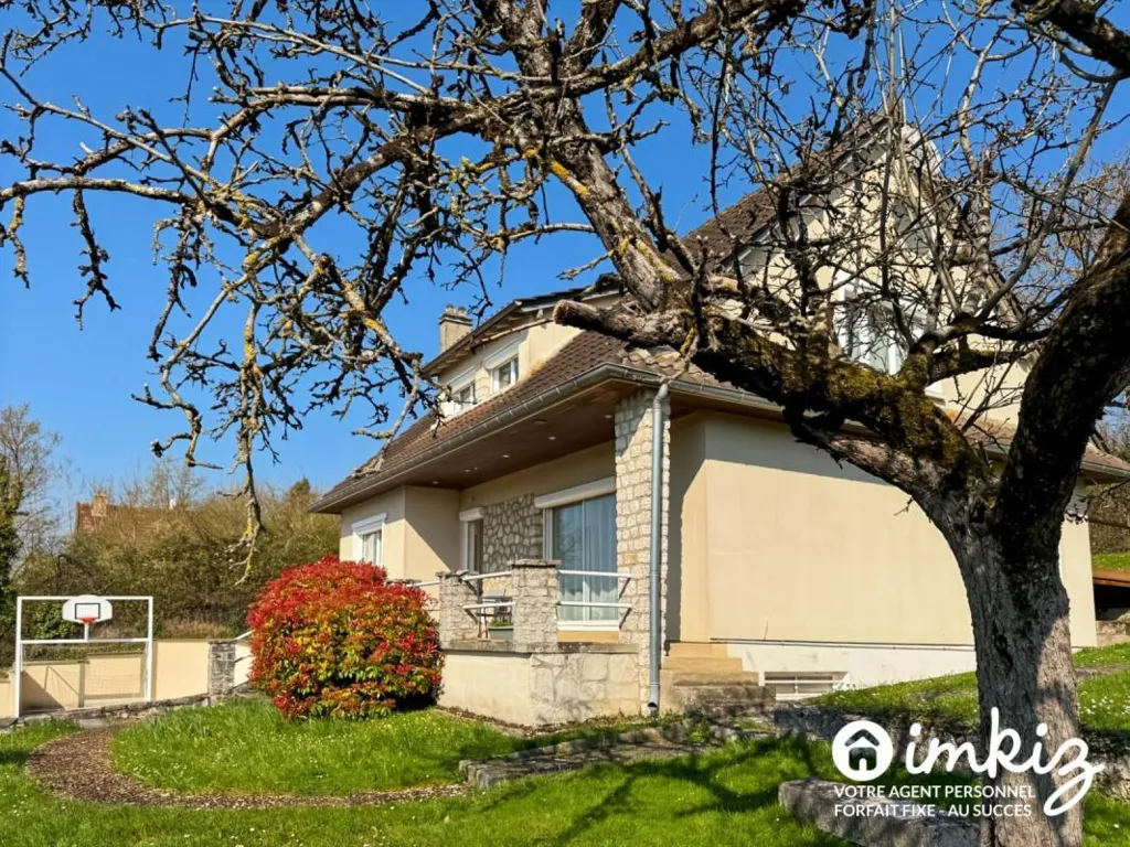 Maison 6 pièces à Voulx