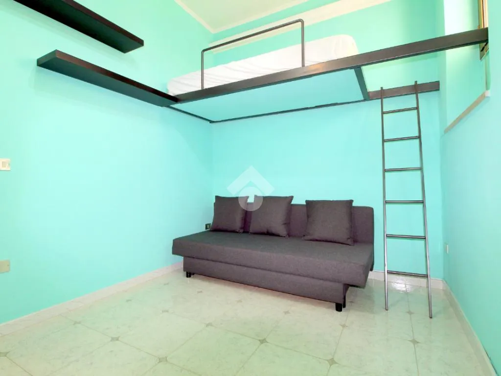 Magamistoad - Modern 3-Bedroom Apartment in Lucera