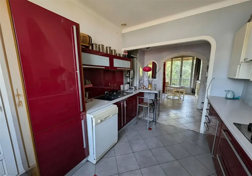 Appartement 5 pièces à Marseille