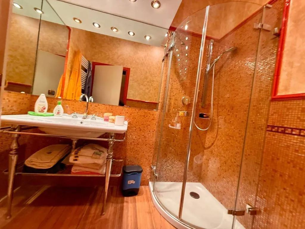Salles de bain - Luxury Villa with Panoramic View in Impruneta