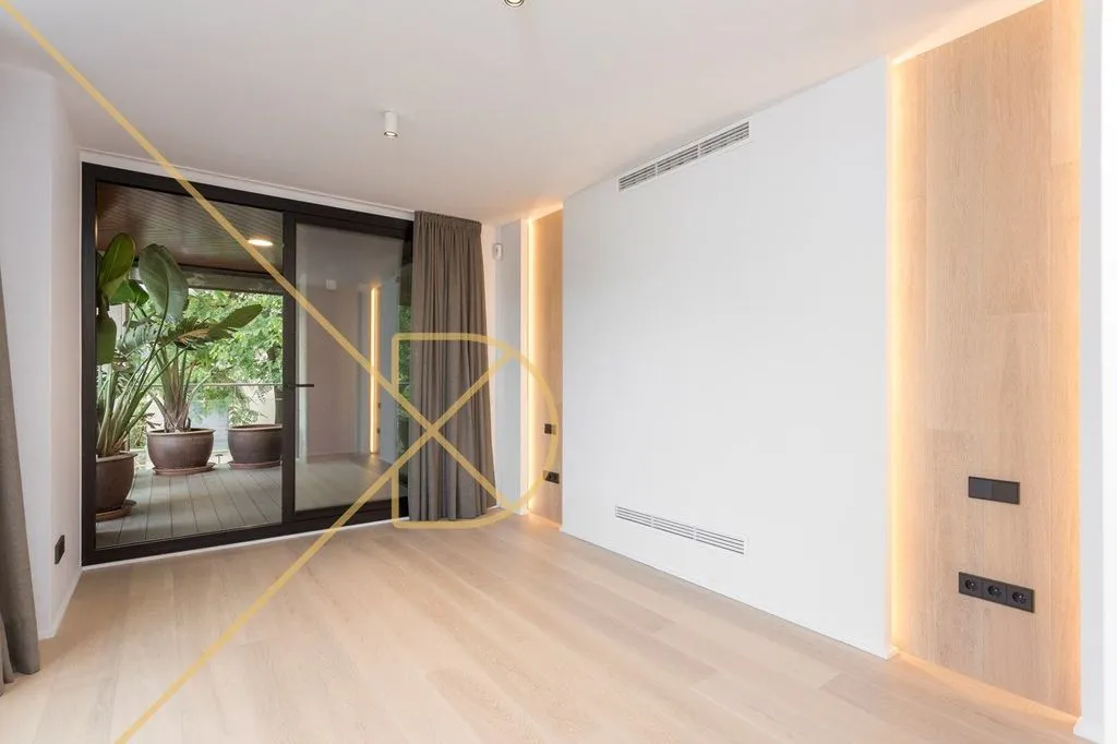 Chambres - Contemporary Adjoined House with Pool in Sarrià