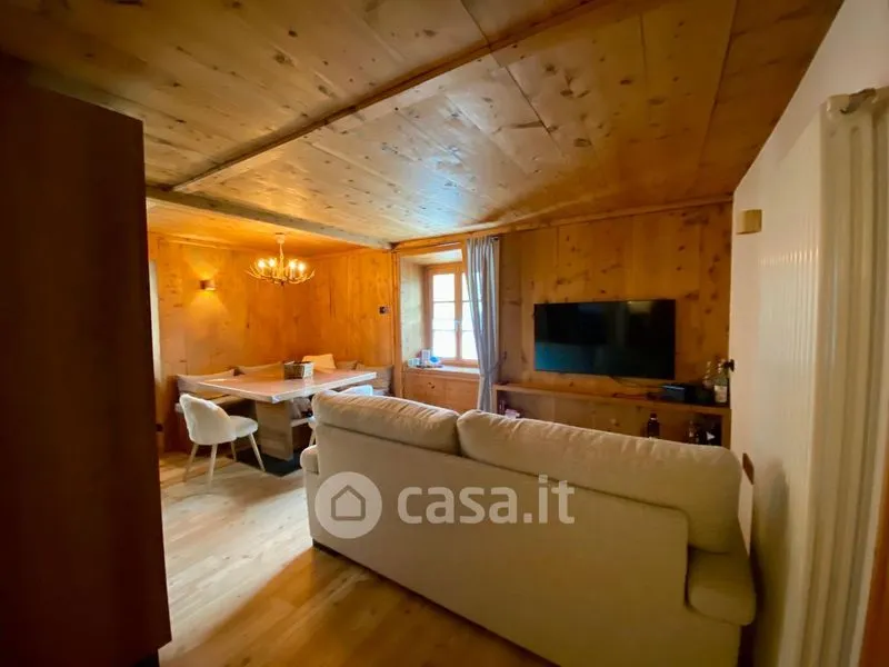 Elutuba - Rustic Trilocale with Mountain View in Valdidentro