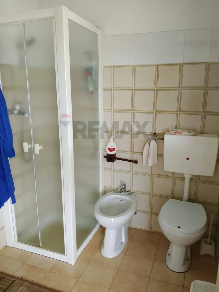 Bathrooms - Villa with Terrace in Caltanissetta