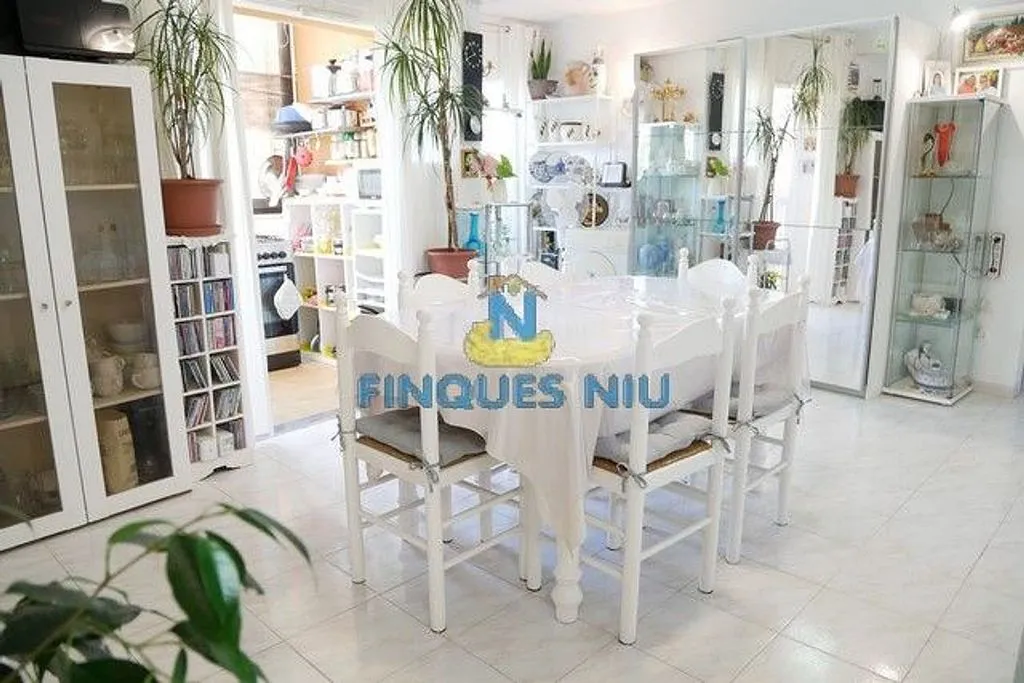 Dining Room - Apartment with Pool in Platja d'Aro