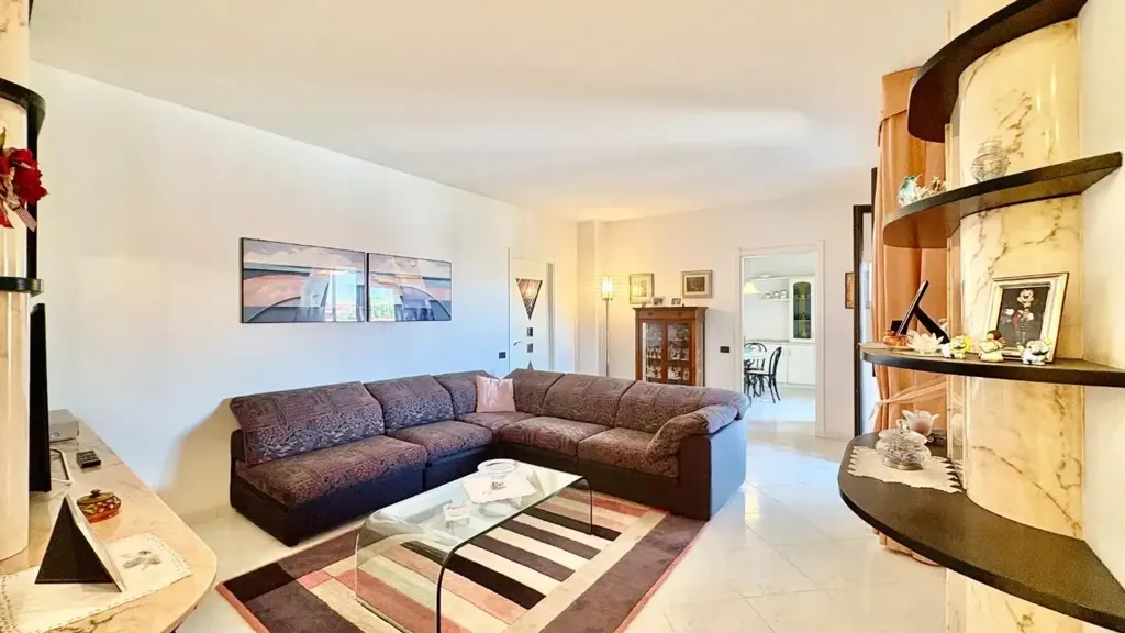 Living Room - Apartment with Terrace in Castelfiorentino