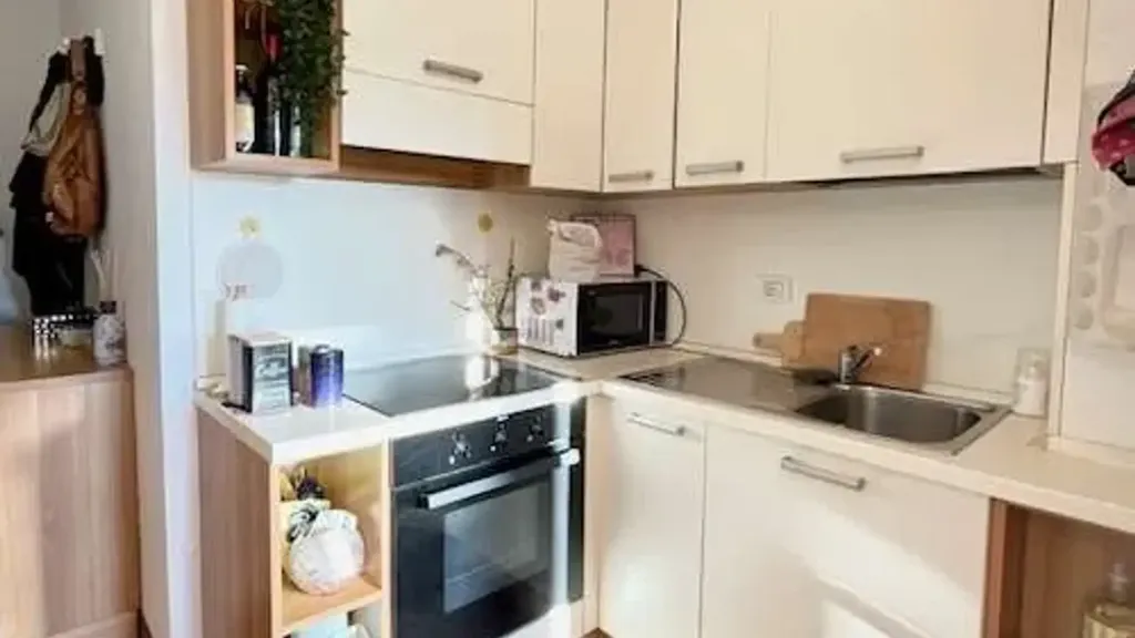 Cucina - Modern Flat with Lift in Niguarda, Milan