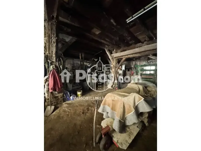 Toad - Traditional Basque Casona with Urbanisable Land in Eldua