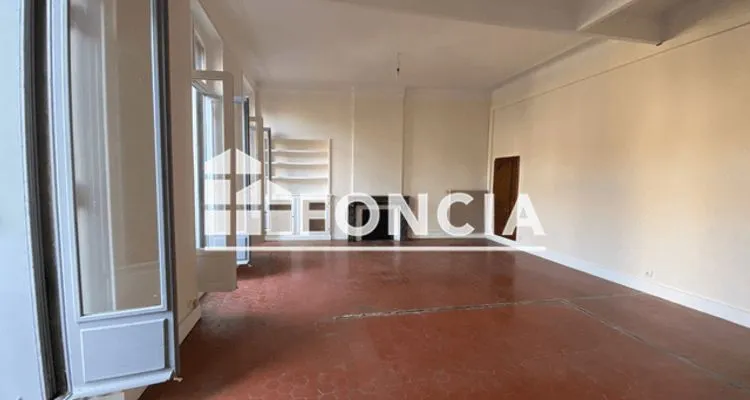 Pièces - Appartement de 5 Pièces avec Vue Parc à Aix-en-Provence